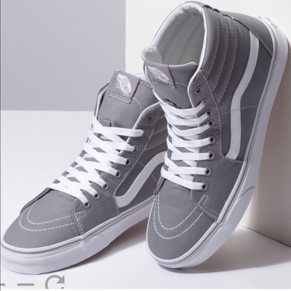 Vans Canvas Sk8 Hi Top Sneaker Women’s 8.5 Men’s 7
